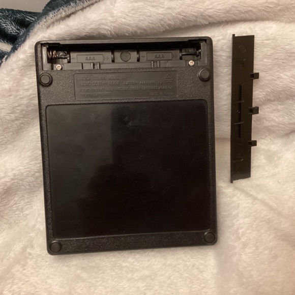 Radica Draw Poker Royal Flush Vintage Handheld Poker Electronic Game 2 player - Picture 6 of 8